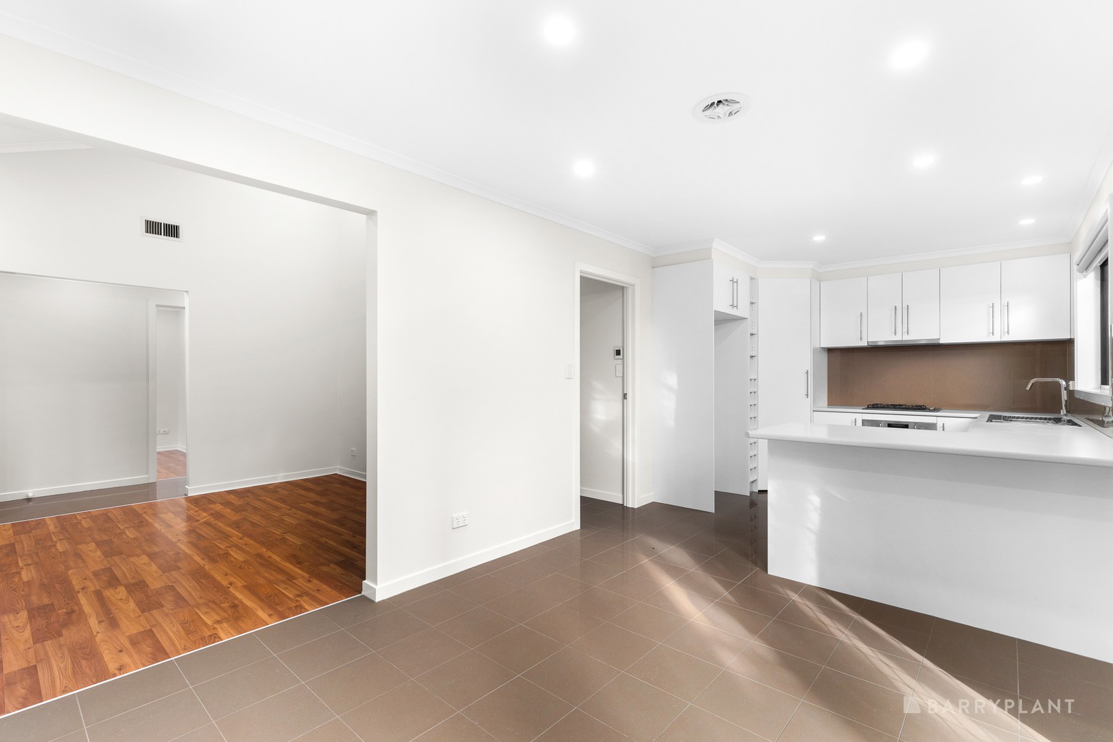 2/9 Strezlecki Grove South, Altona Meadows, VIC 3028, Altona Meadows - Thumbnail 3