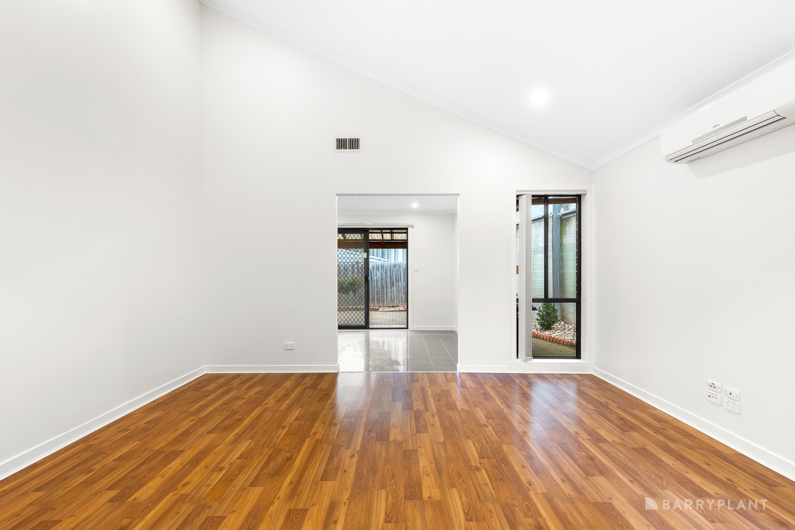 2/9 Strezlecki Grove South, Altona Meadows, VIC 3028, Altona Meadows - Thumbnail 5