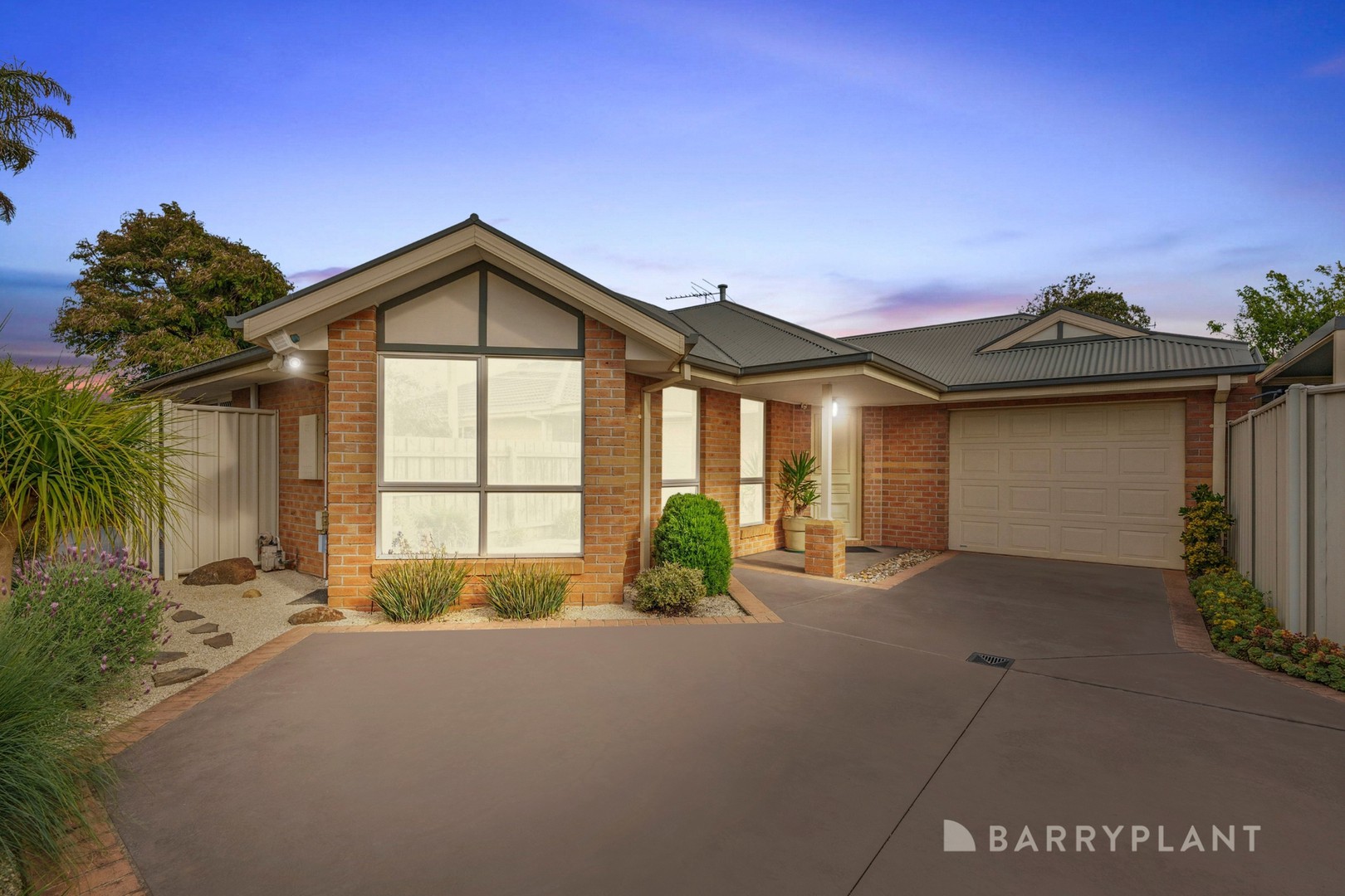 2/9 Vaina Street, Werribee, VIC 3030