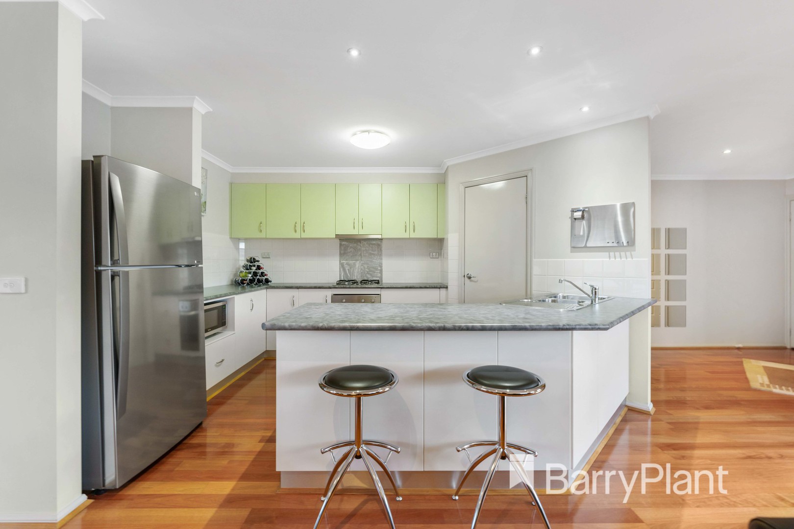 2/9 Vaina Street, Werribee, VIC 3030, Werribee - Thumbnail 4