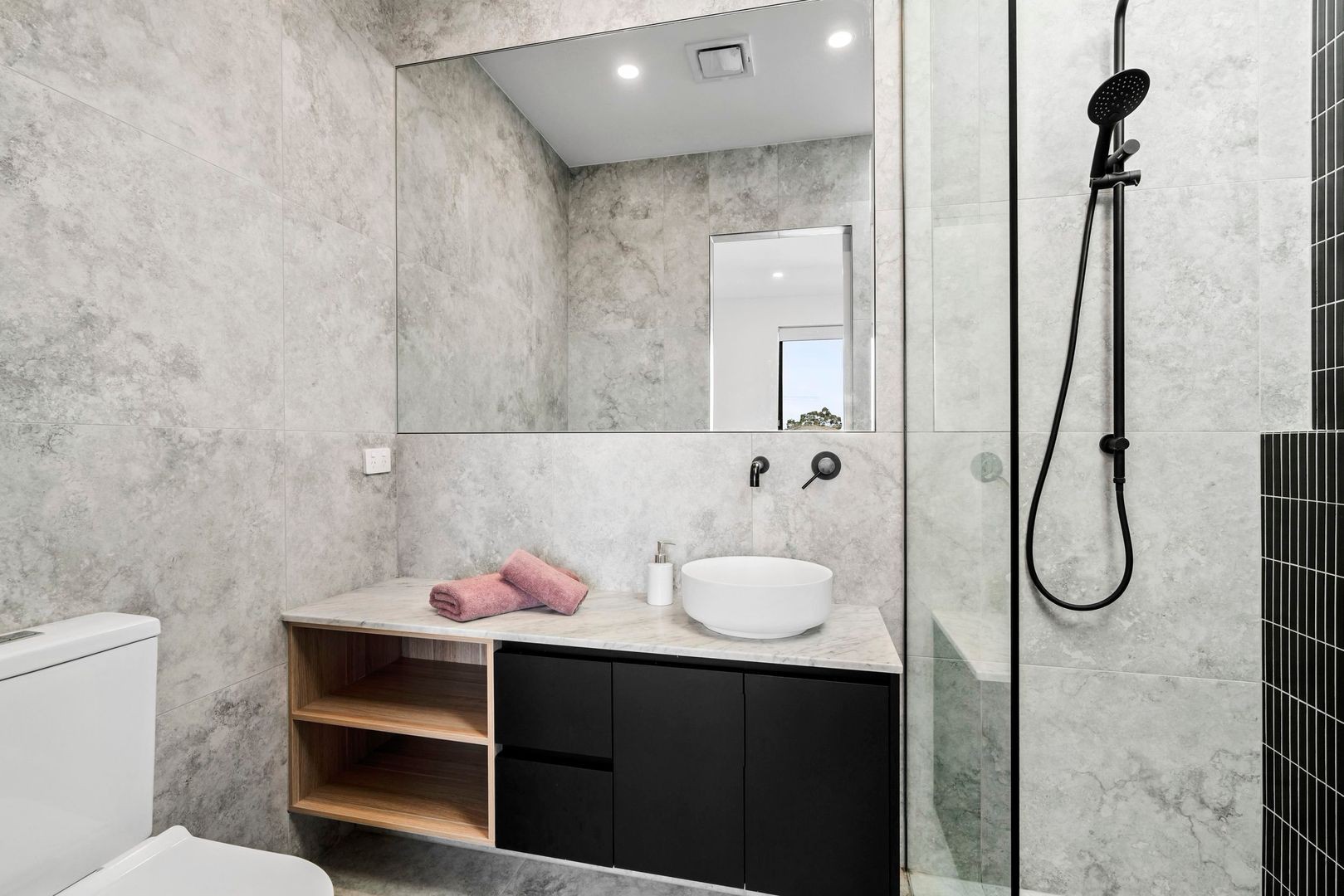 2/92 Bowes Avenue, Airport West, VIC 3042, Airport West - Thumbnail 7