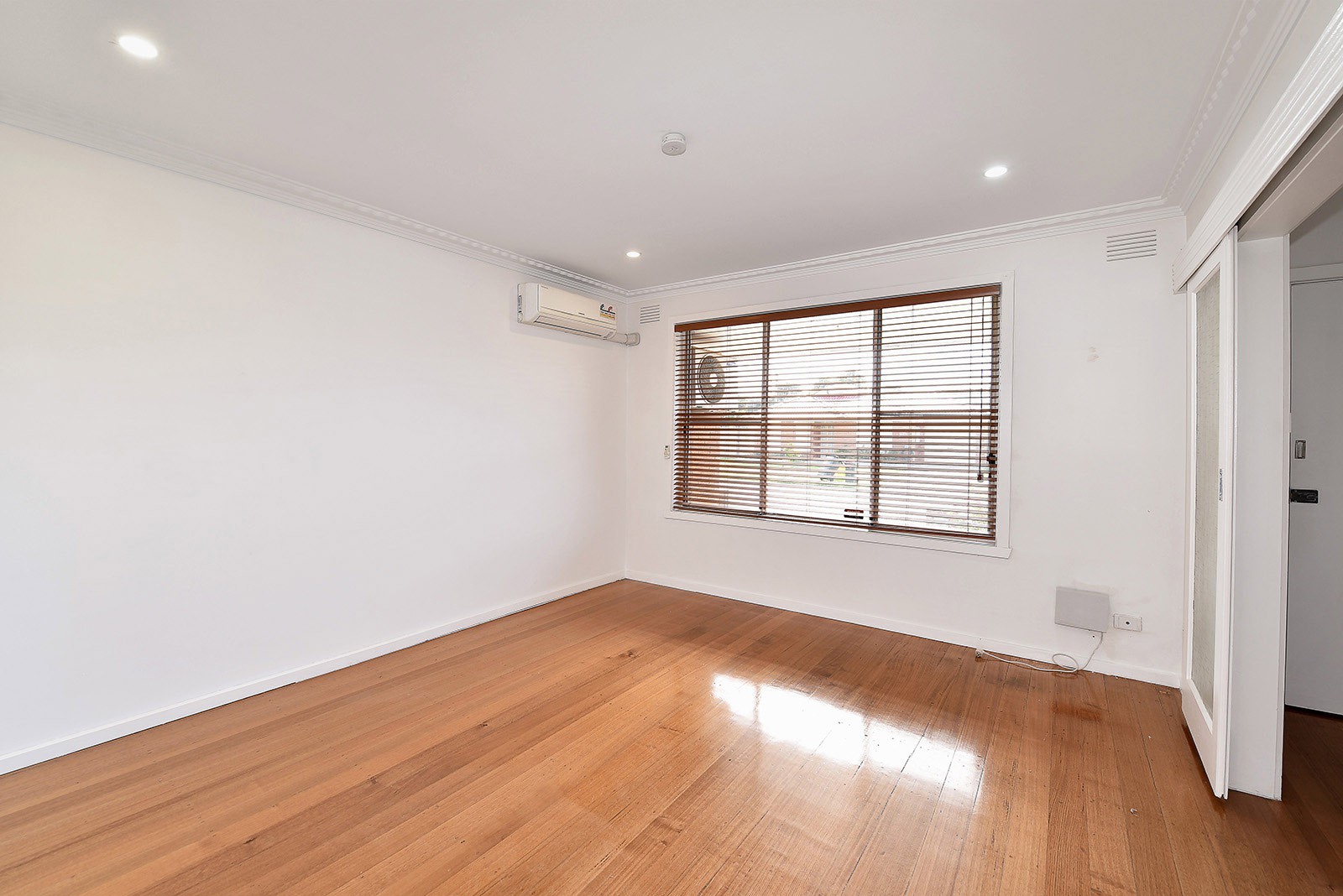 2/93  Parer  Road, Airport West, VIC 3042 - Thumbnail 1 - 07/09/2021