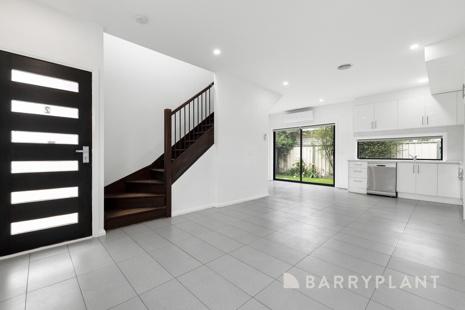 2/93 Suspension Street, Ardeer, VIC 3022, Ardeer - Thumbnail 2