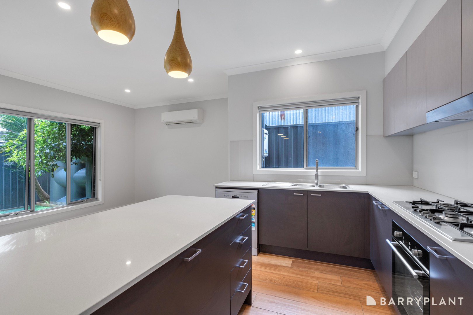 2/94 Dundas Street, Thornbury, VIC 3071, Thornbury - Thumbnail 3