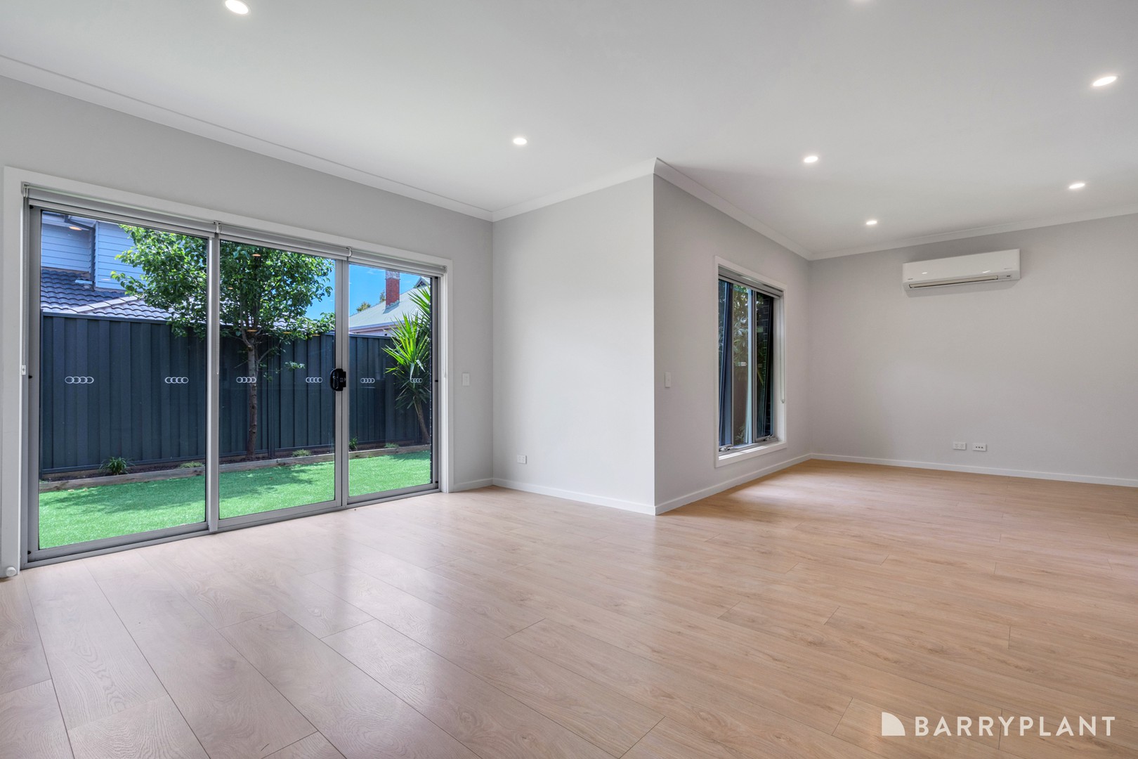 2/94 Dundas Street, Thornbury, VIC 3071, Thornbury - Thumbnail 4