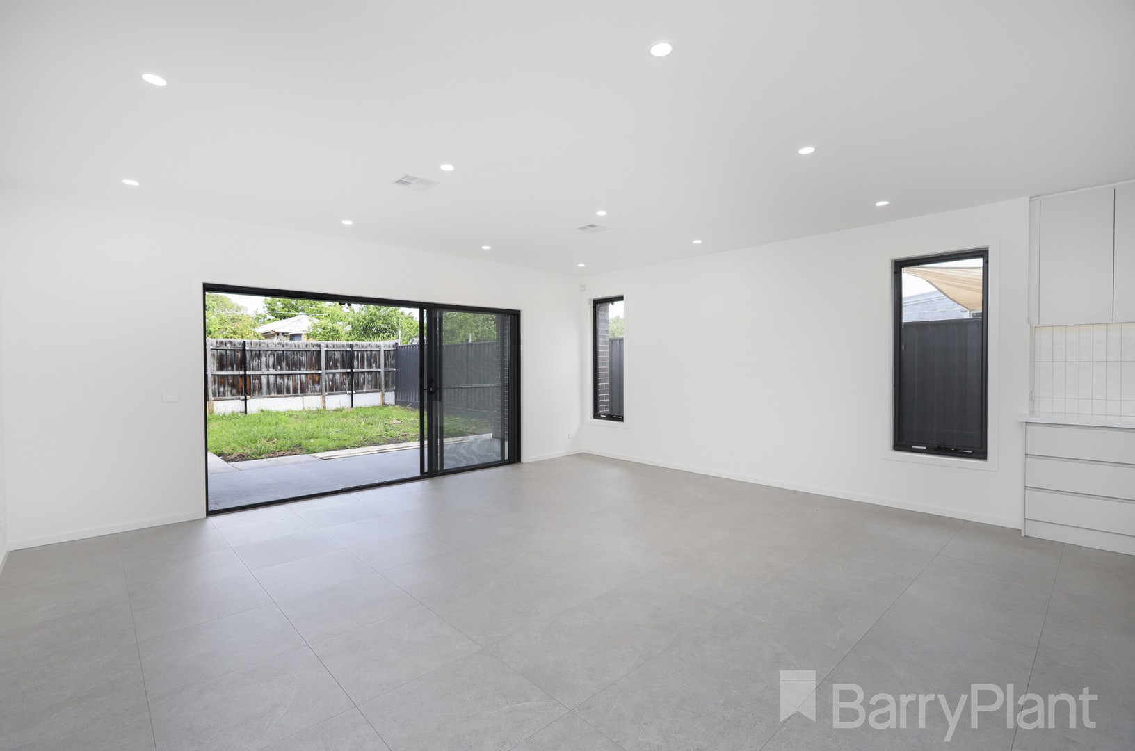 2/95 Cumberland Street, Sunshine North, VIC 3020, Sunshine North - Thumbnail 3