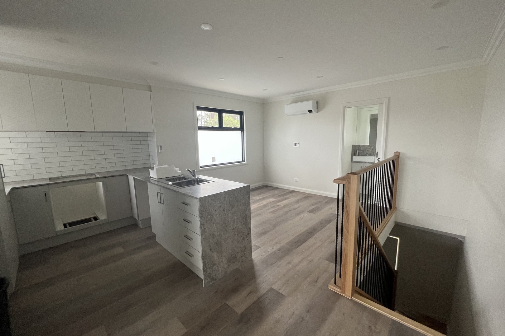2/96 George Street, St Albans, VIC 3021, St Albans - Thumbnail 2