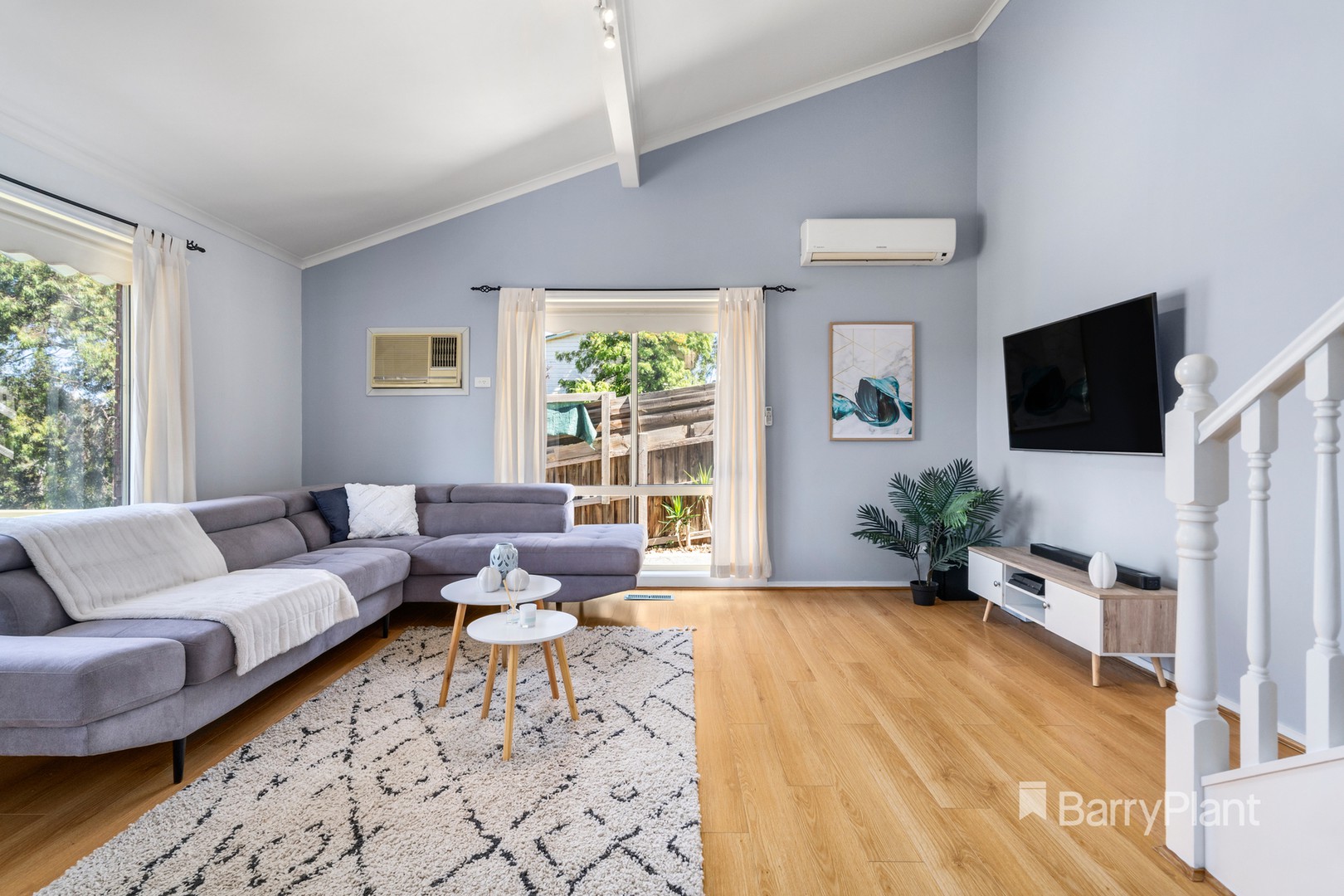 2/96 Hume StreetGreensborough, VIC 3088, Greensborough - Thumbnail 2