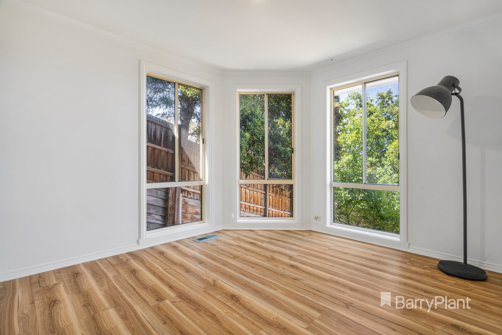 2/96 Hume StreetGreensborough, VIC 3088, Greensborough - Thumbnail 5