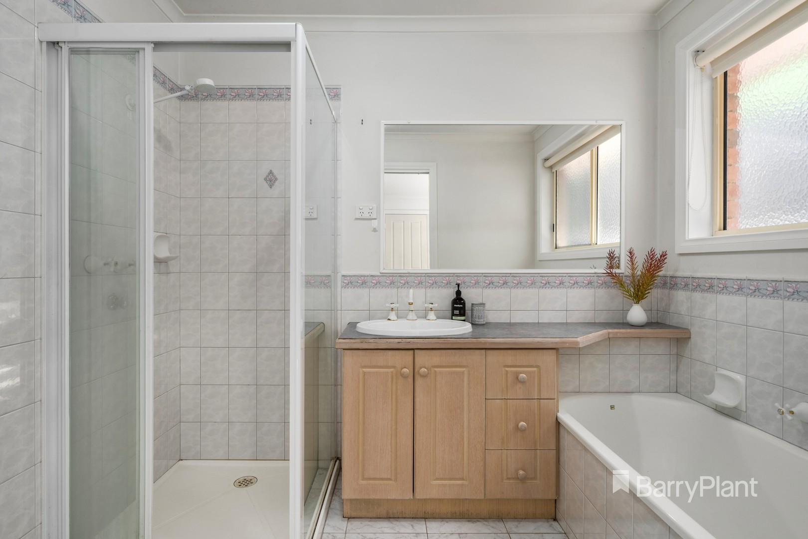 2/96 Hume StreetGreensborough, VIC 3088, Greensborough - Thumbnail 8