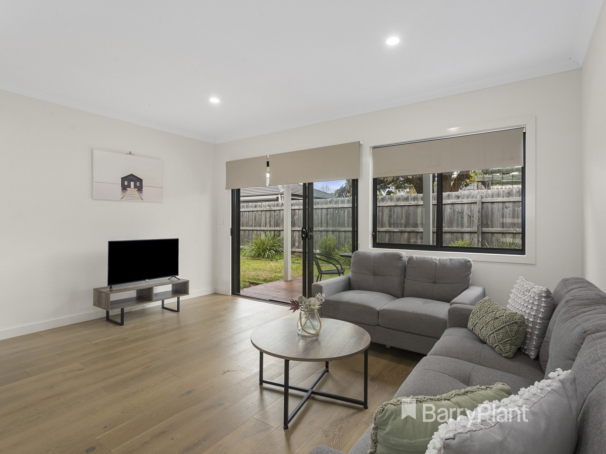 2/99 Swans Way, Capel Sound, VIC 3940 - Thumbnail 1 - 07/10/2022