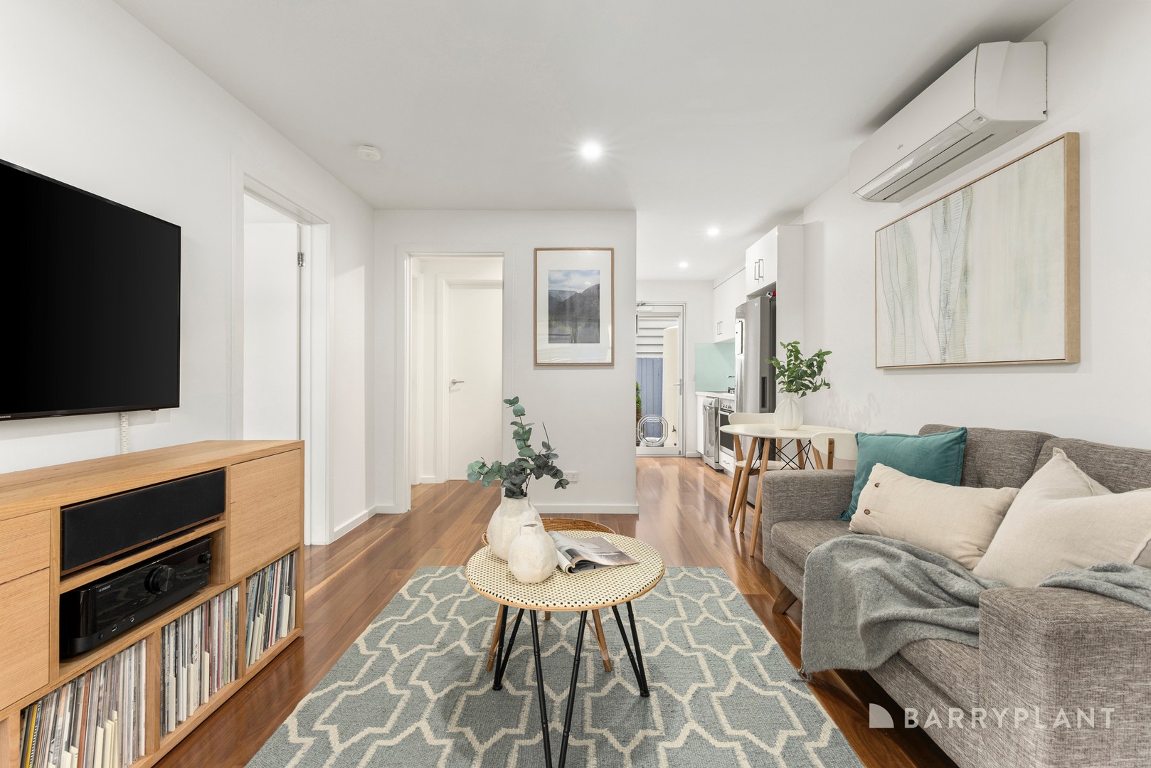 2/99 York Street, Prahran, VIC 3181 - Thumbnail 2 - 07/05/2025