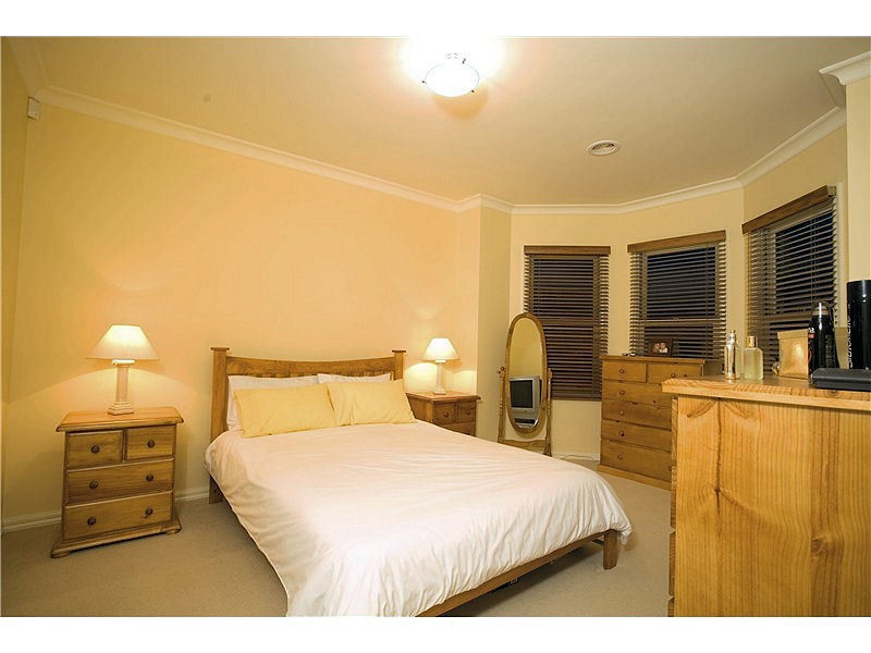 2 Abbey Walk, Point Cook, VIC 3030, Point Cook - Thumbnail 4