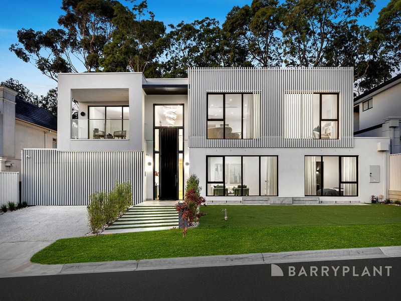 2 Aitchison Court, Glen Waverley, VIC 3150 - Image - 11/06/2025