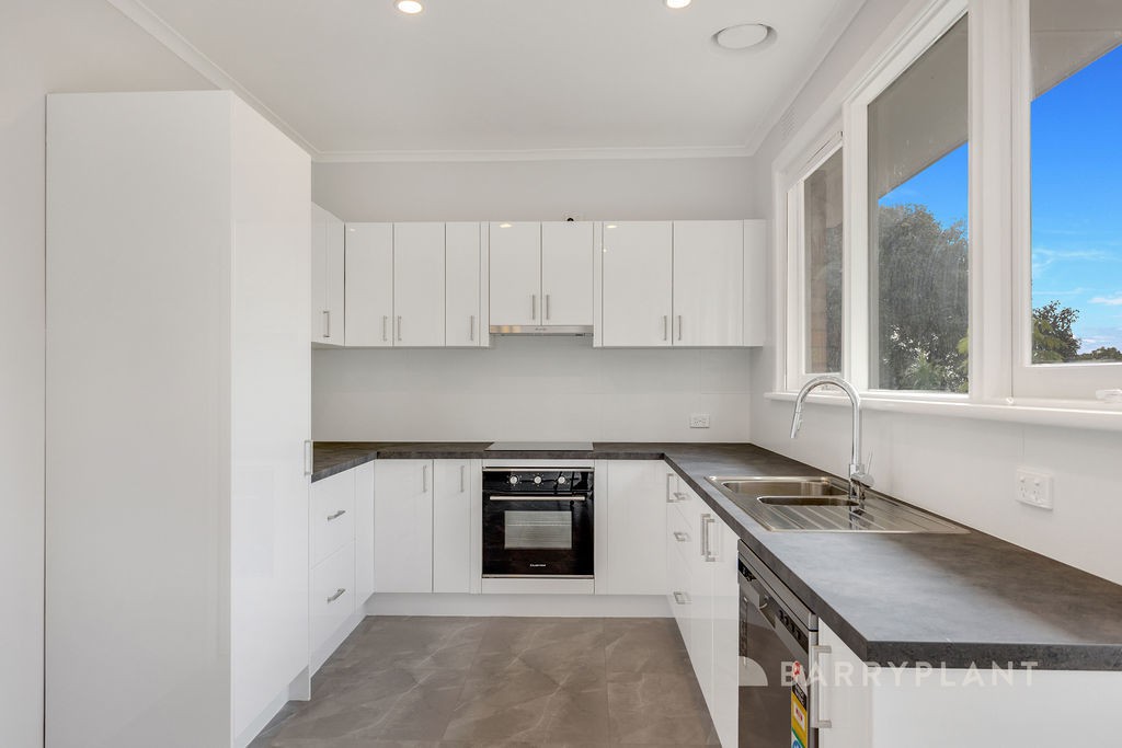 2 Alimar Road, Glen Waverley, VIC 3150, Glen Waverley - Thumbnail 3