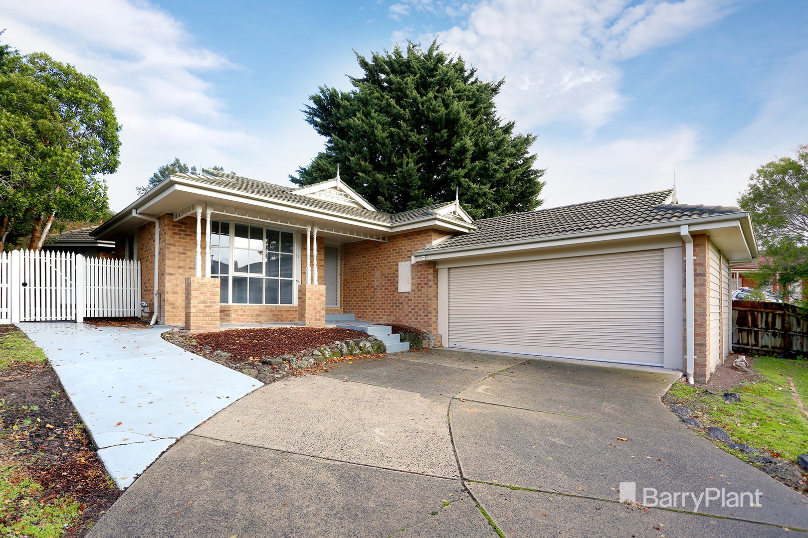 2 Allira Close, Berwick, VIC 3806, Berwick - Thumbnail 2