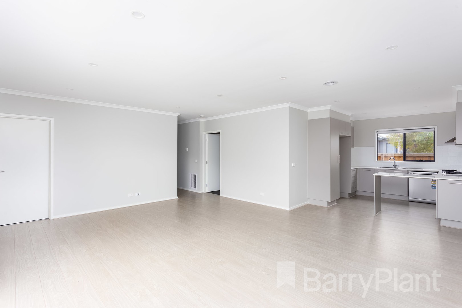 2 Allspice Street, Manor Lakes, VIC 3024, Manor Lakes - Thumbnail 6
