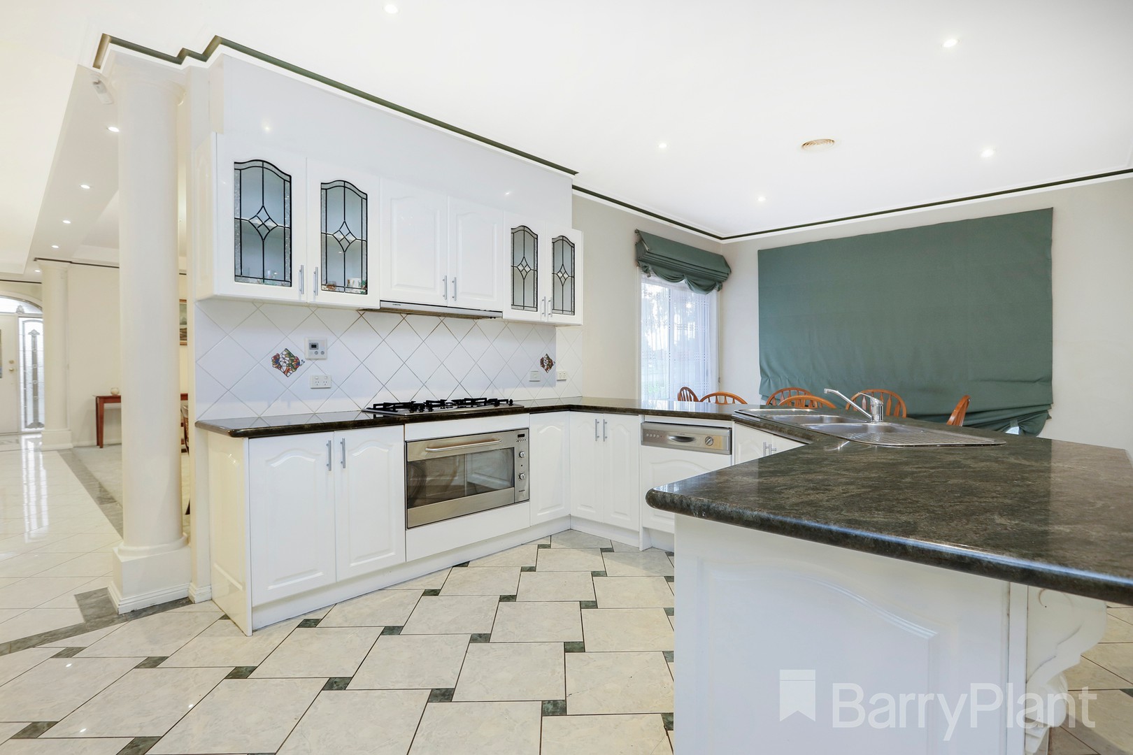 2 Almands Avenue, Roxburgh Park, VIC 3064, Roxburgh Park - Thumbnail 2