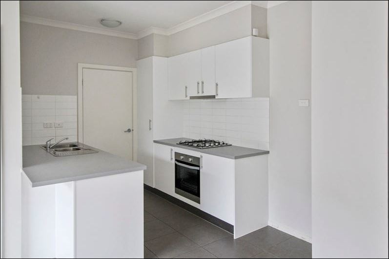 2 Almondbank Road, Cranbourne East, VIC 3977, Cranbourne East - Thumbnail 2