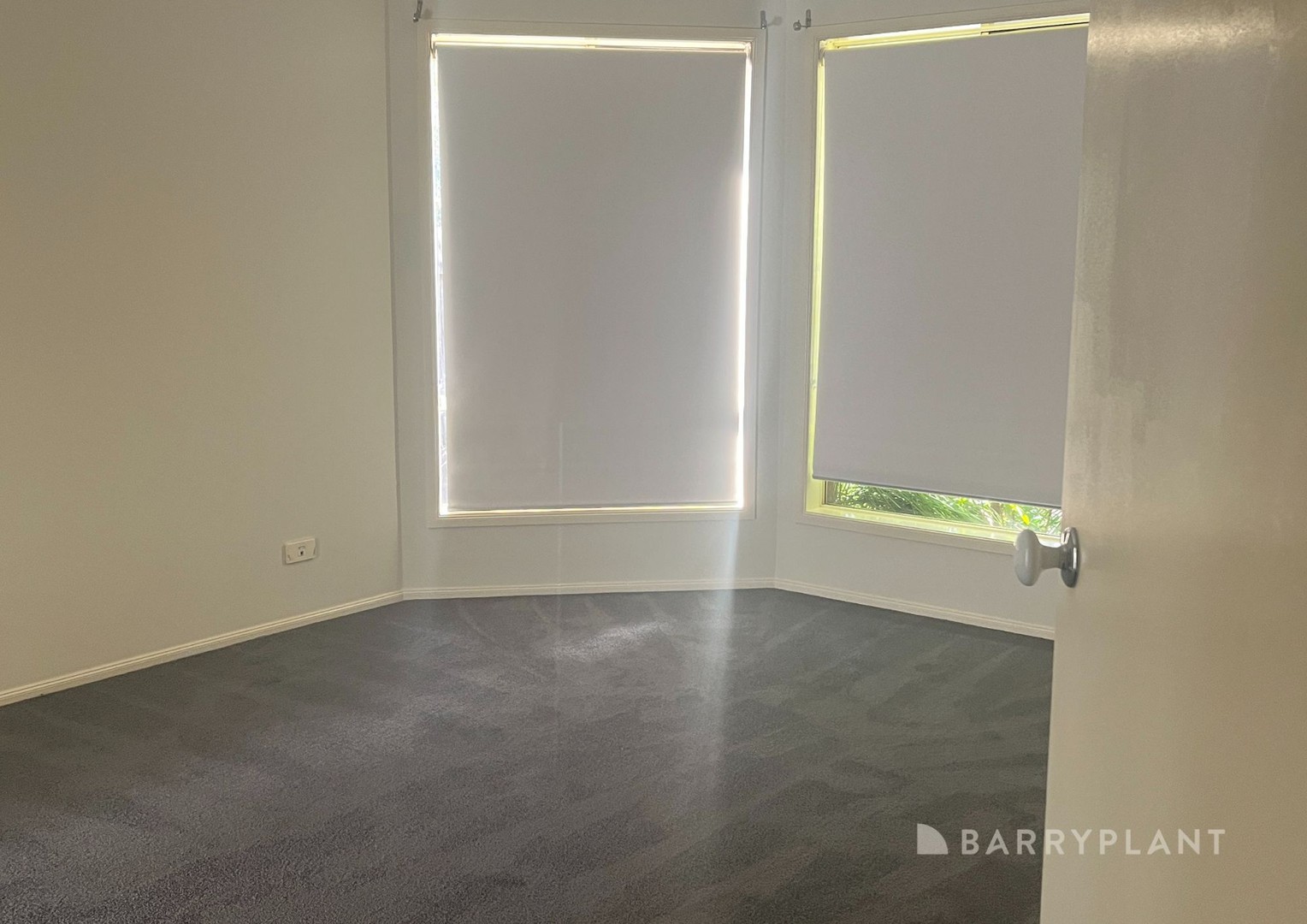2 Amethyst Place, Werribee, VIC 3030, Werribee - Thumbnail 2