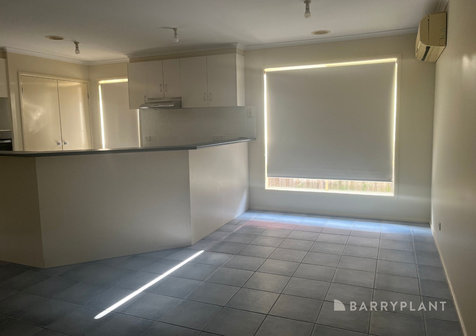 2 Amethyst Place, Werribee, VIC 3030, Werribee - Thumbnail 6