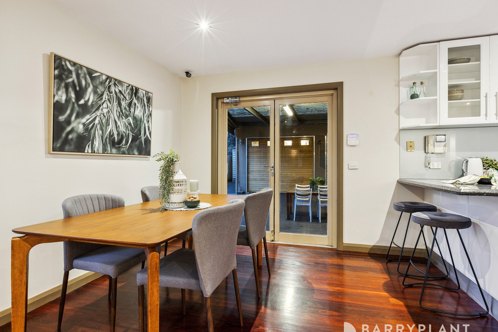 2 Angus Close, Wantirna, VIC 3152, Wantirna - Thumbnail 4