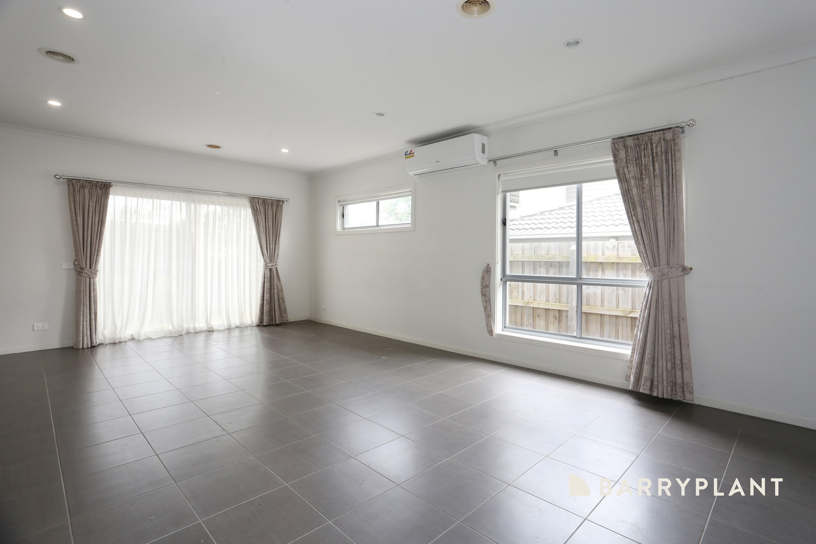 2 Apex Place, Berwick, VIC 3806 - Thumbnail 2 - 07/05/2026