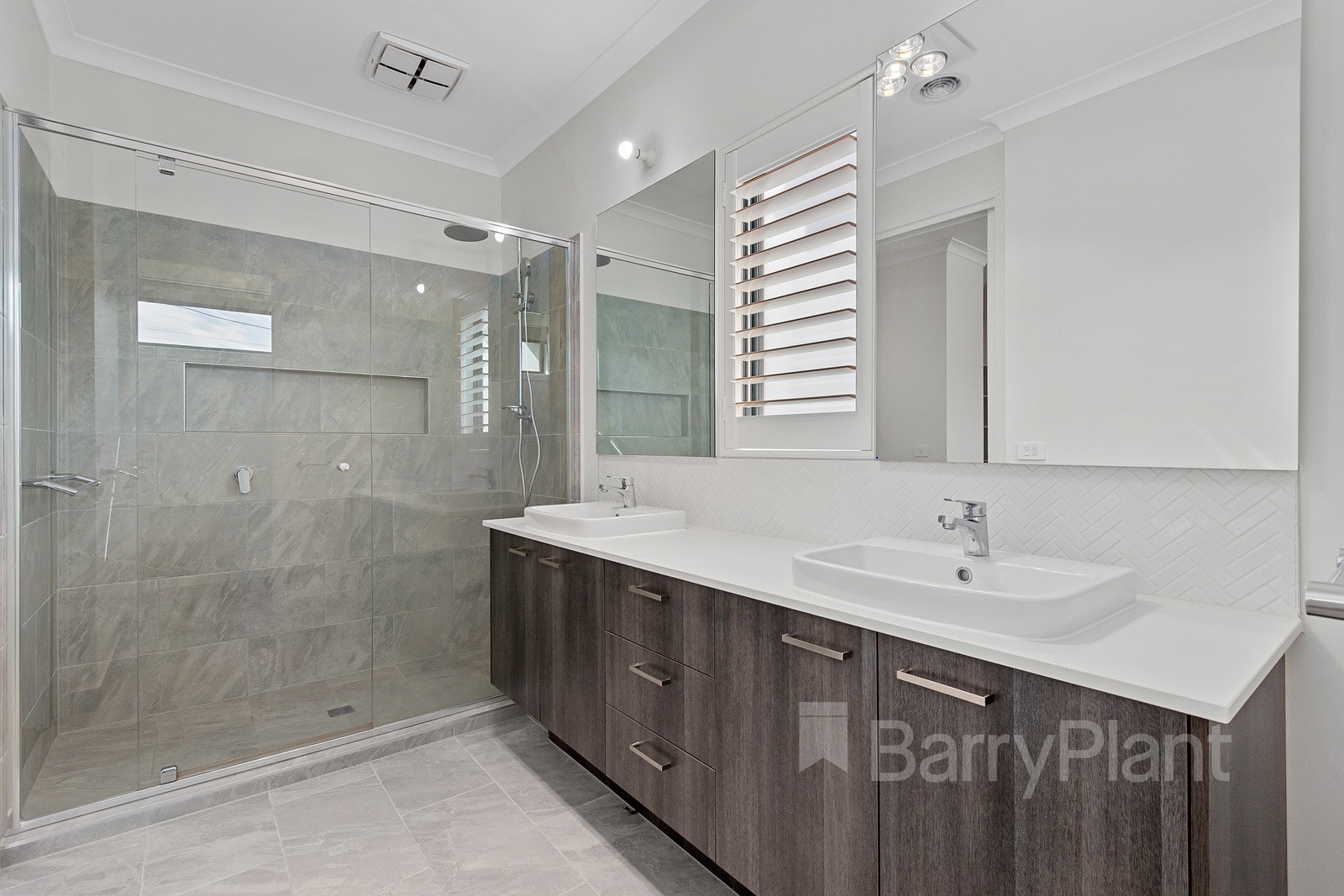 2 Arbroath Road, Wantirna South, VIC 3152, Wantirna South - Thumbnail 3