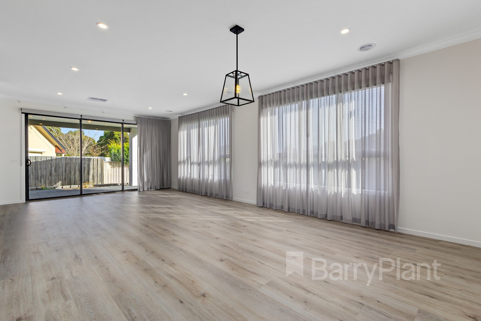 2 Arbroath Road, Wantirna South, VIC 3152, Wantirna South - Thumbnail 5