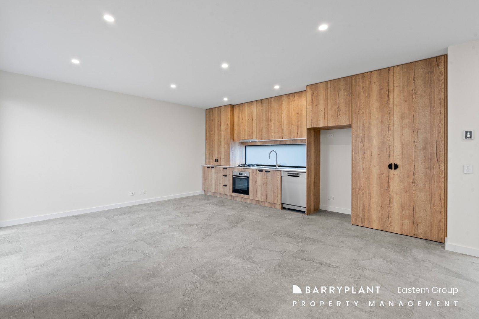2/16 Ashford Street, Templestowe Lower, VIC 3107, Templestowe Lower - Thumbnail 4