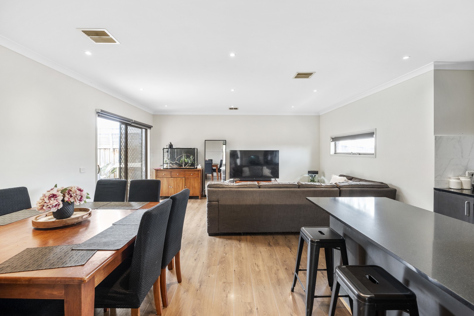 2 Aubisque Close, Fraser Rise, VIC 3336, Fraser Rise - Thumbnail 6