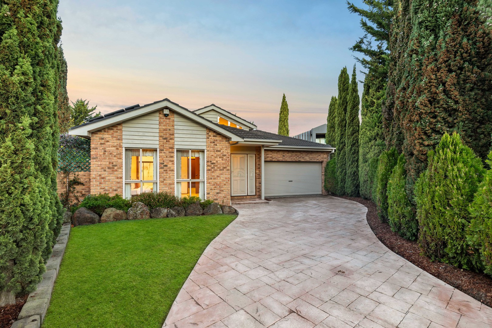 2 Austral Court, Hillside, VIC 3037, Hillside - Thumbnail 2