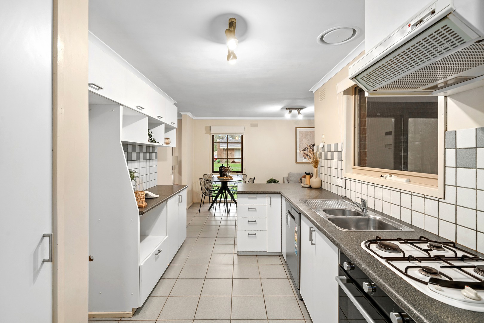 2 Aylesbury Avenue, Bayswater North, VIC 3153, Bayswater North - Thumbnail 8