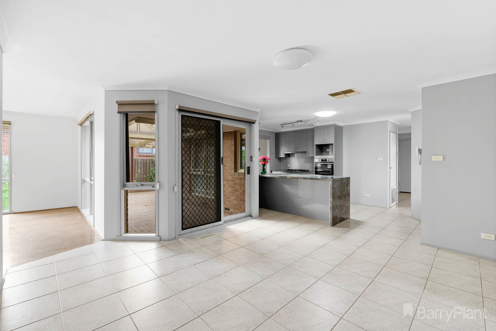 2 Badger Court, Narre Warren, VIC 3805, Narre Warren - Thumbnail 4