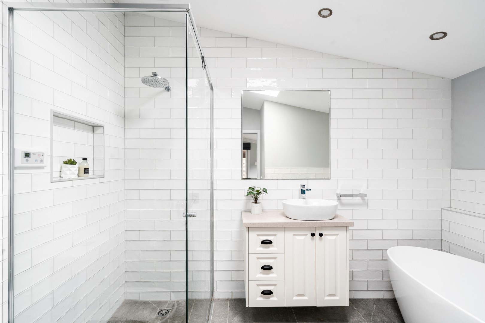 2 Baird Street, Maidstone, VIC 3012, Maidstone - Thumbnail 7