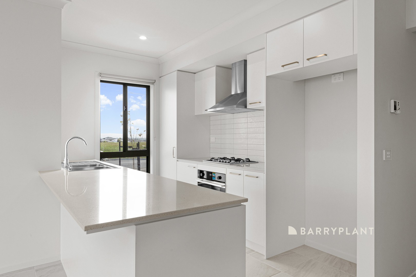 2 Bambusa Way, Clyde North, VIC 3978, Clyde North - Thumbnail 5