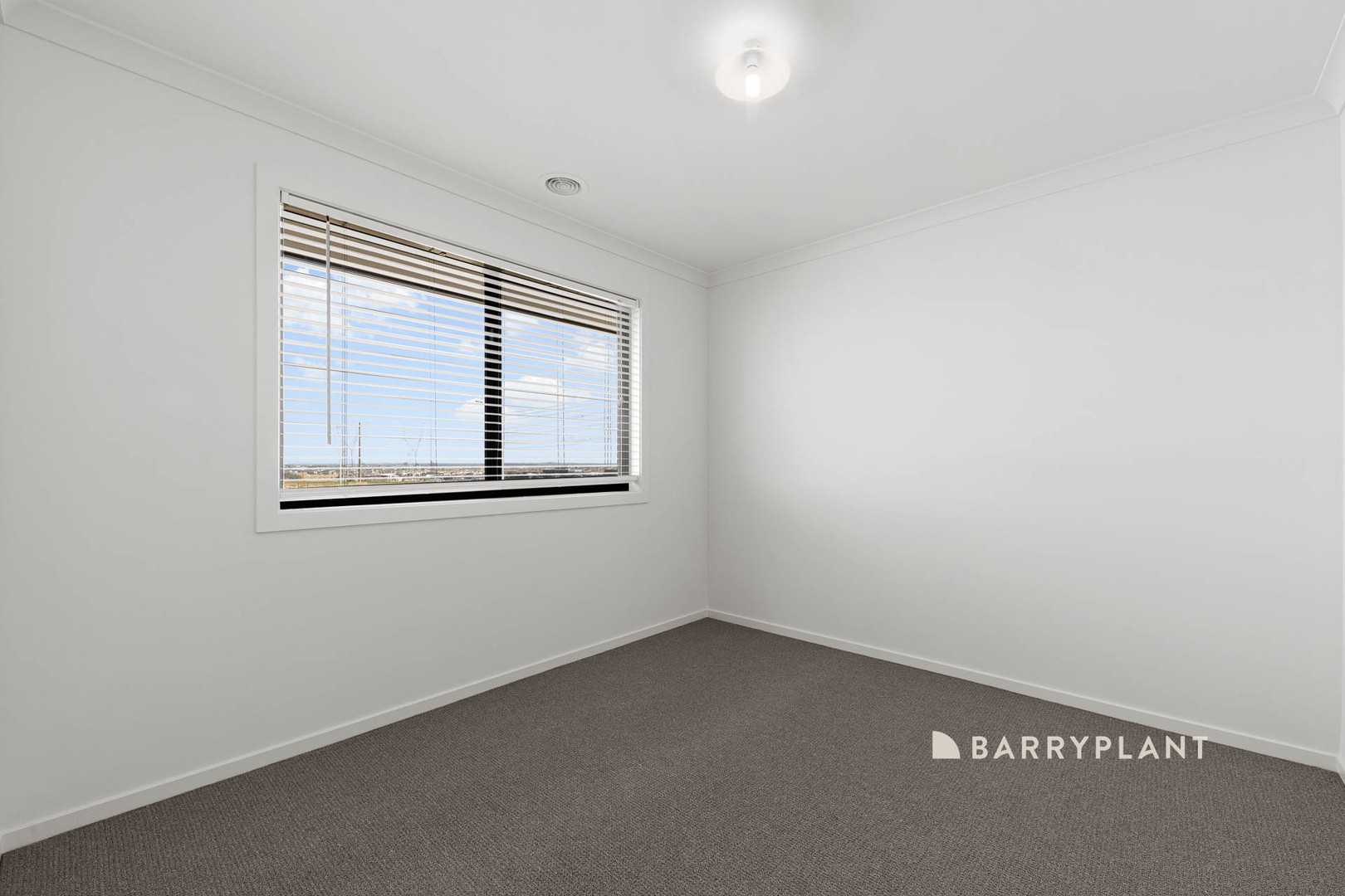 2 Bambusa Way, Clyde North, VIC 3978, Clyde North - Thumbnail 8