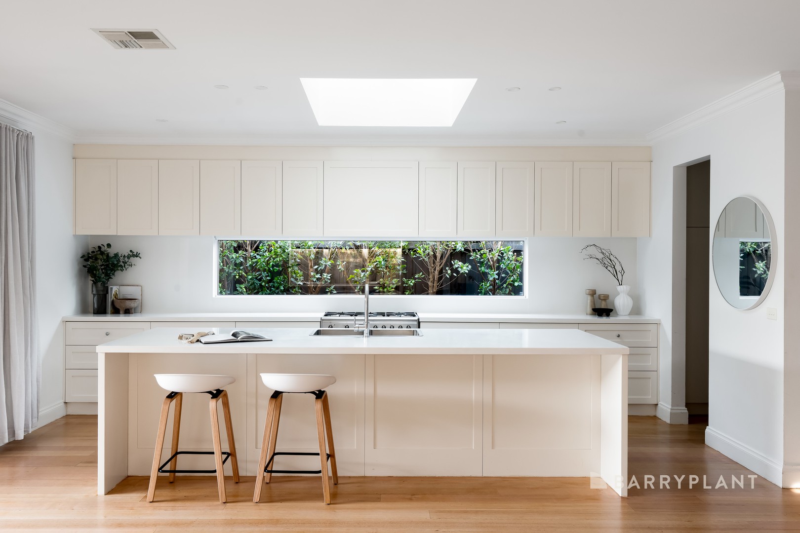 2 Banff Street, Reservoir, VIC 3073, Reservoir - Thumbnail 3