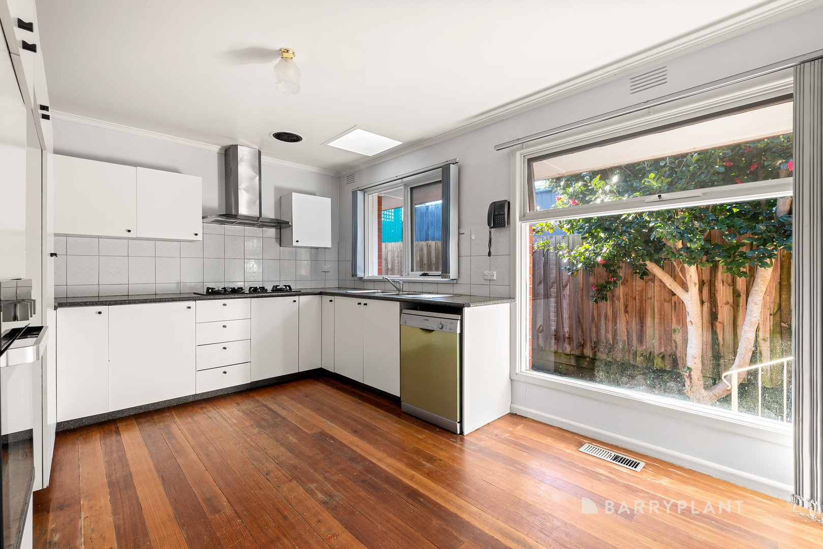 2 Barbara Street, Doncaster East, VIC 3109, Doncaster East - Thumbnail 4