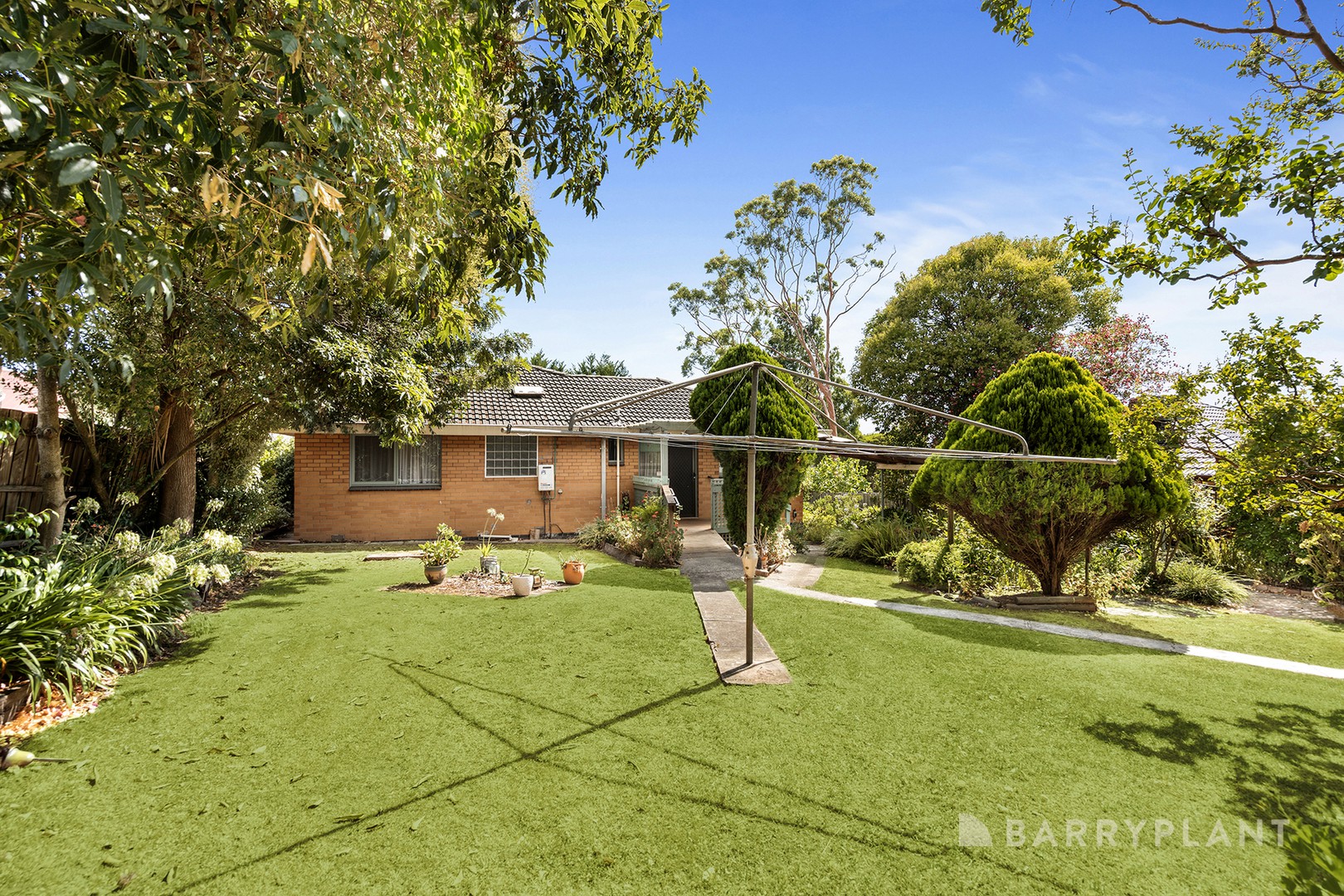 2 Barclay Avenue, Croydon, VIC 3136 - Thumbnail 2 - 20/02/2026