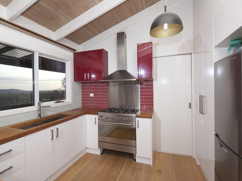 2 Barclay Avenue, Upper Ferntree Gully, VIC 3156, Upper Ferntree Gully - Thumbnail 2