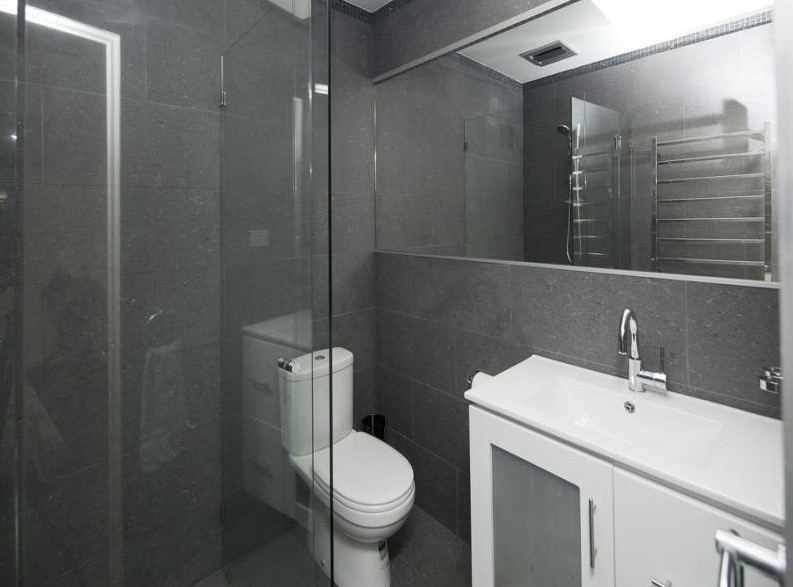 2 Barclay Avenue, Upper Ferntree Gully, VIC 3156, Upper Ferntree Gully - Thumbnail 3