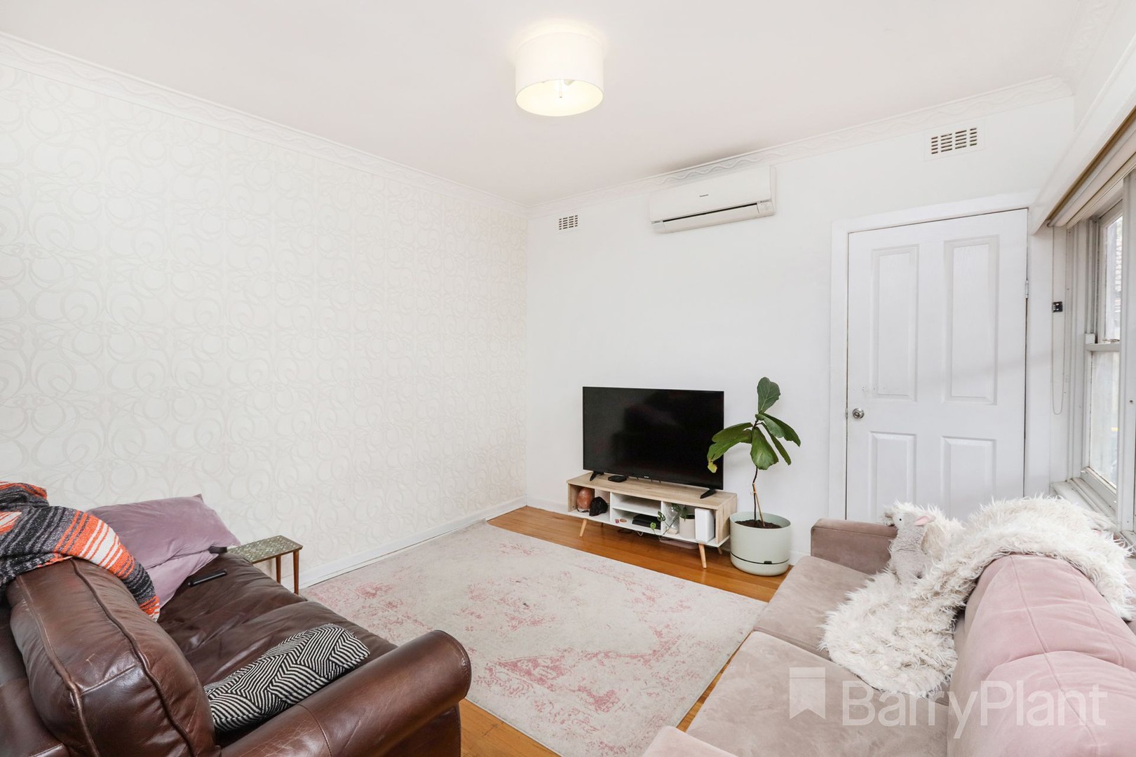 2 Barnett StreetSunshine, VIC 3020, Sunshine - Thumbnail 2