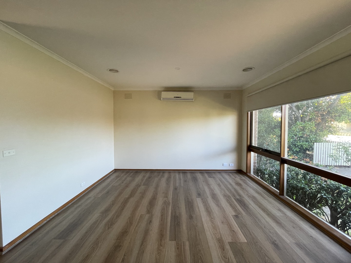 2 Beamish Street, Werribee, VIC 3030, Werribee - Thumbnail 2