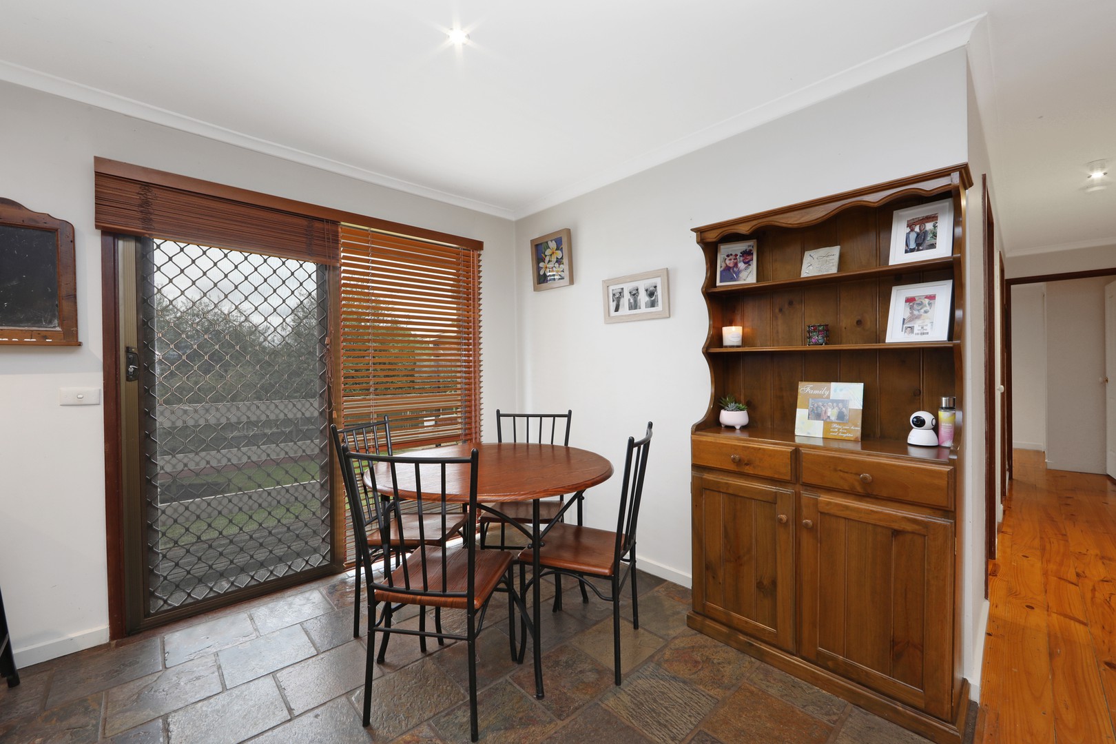 2 Beckbury Court, Lysterfield, VIC 3156, Lysterfield - Thumbnail 3