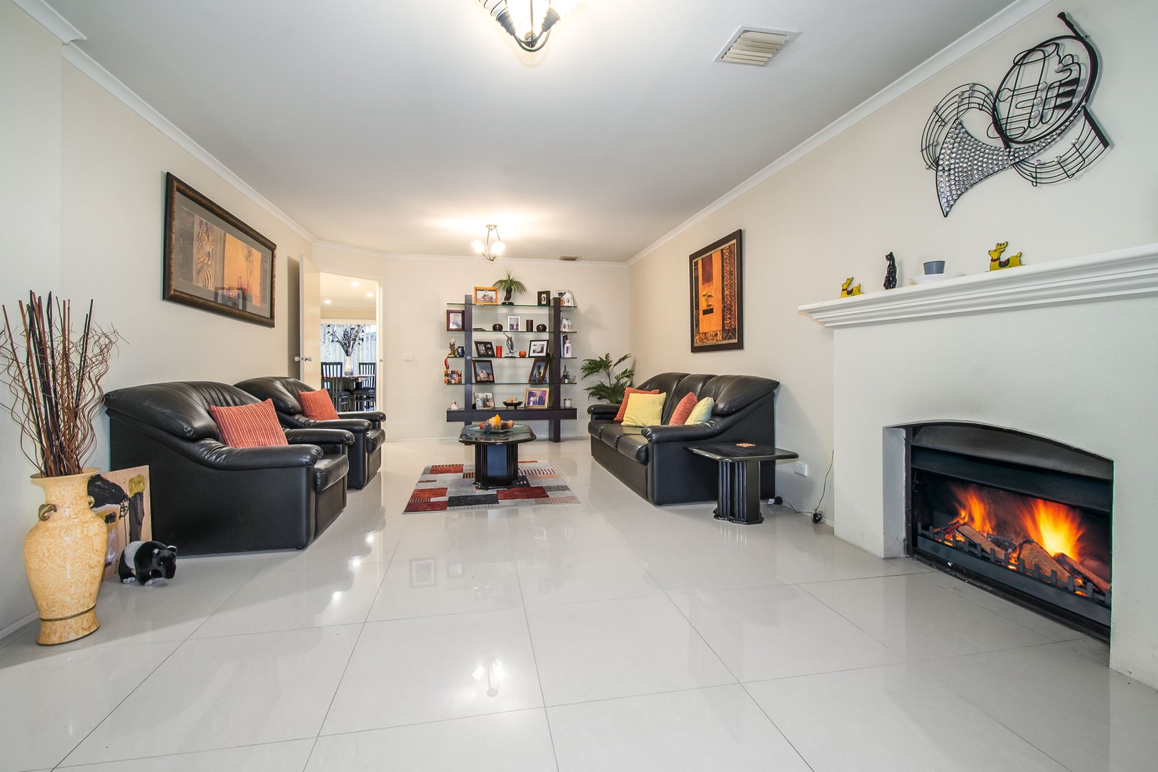 2 Belvedere Court, Rowville, VIC 3178, Rowville - Thumbnail 2