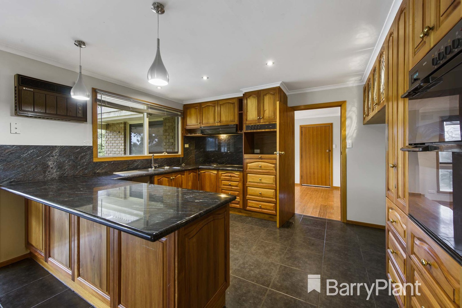 2 Bennett StreetMelton South, VIC 3338, Melton South - Thumbnail 5