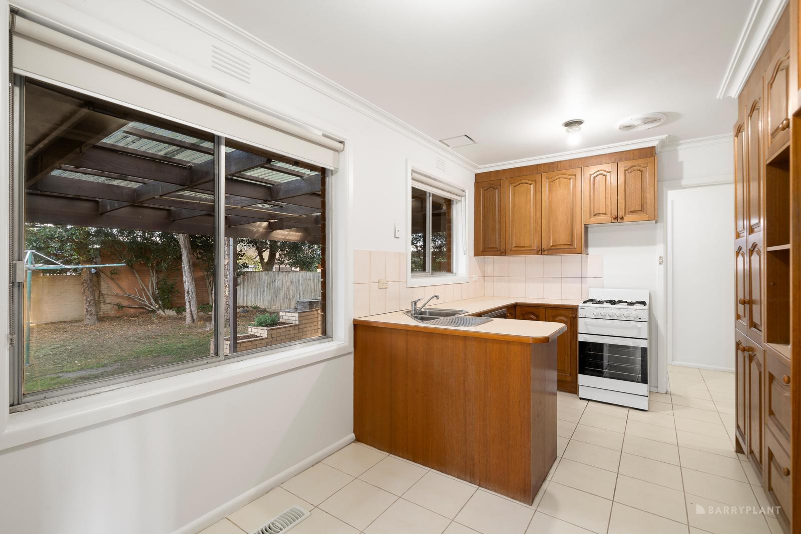 2 Bernard Crescent, Bundoora, VIC 3083, Bundoora - Thumbnail 7