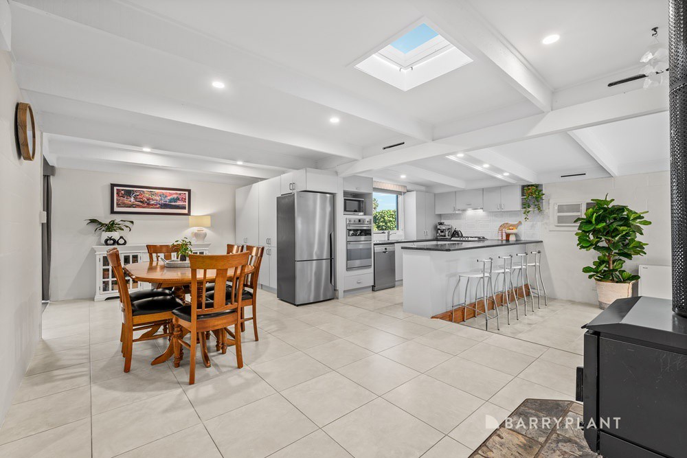 2 Bernborough Place, Mill Park, VIC 3082, Mill Park - Thumbnail 4