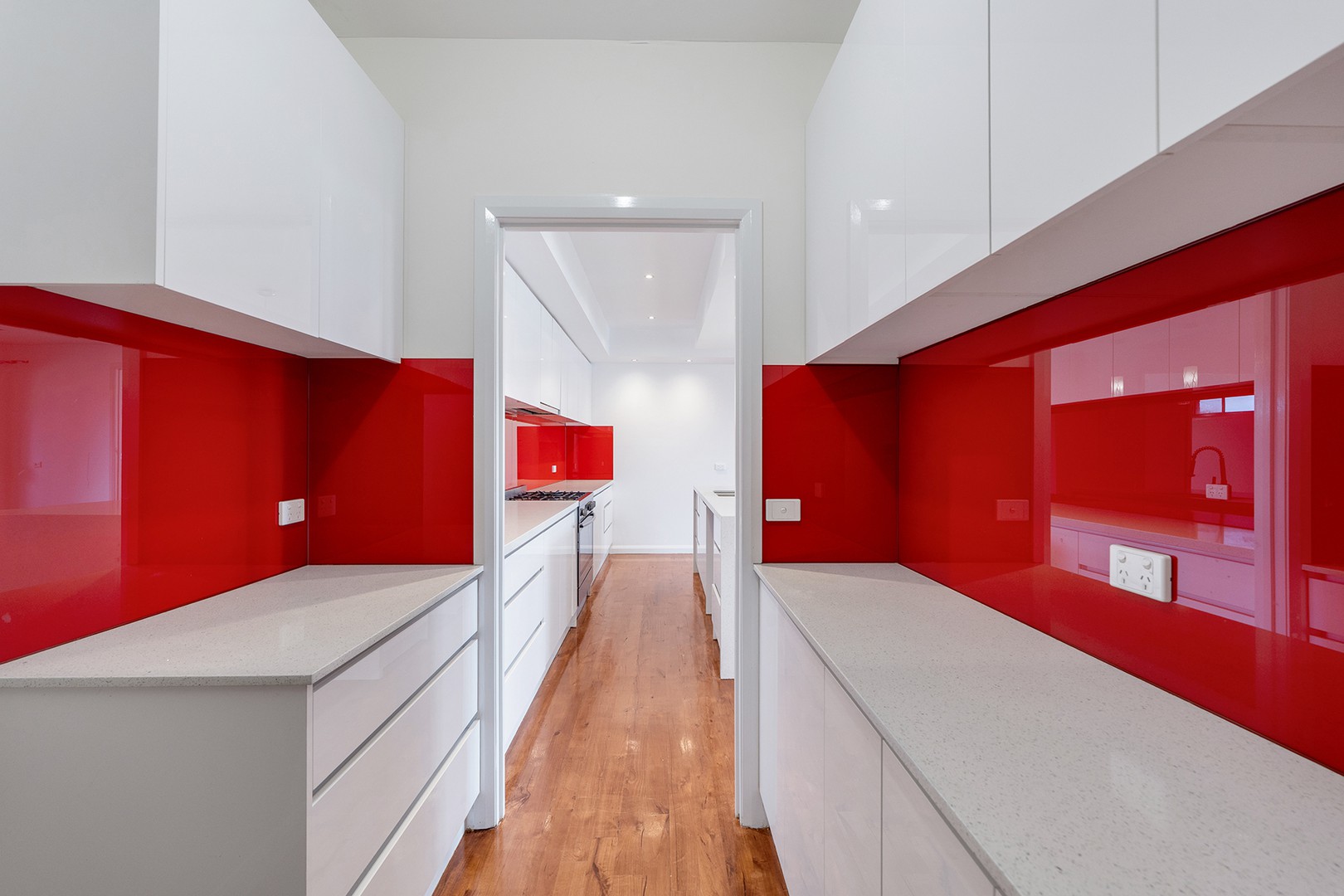 2 Biltmore Crescent, Roxburgh Park, VIC 3064 - Thumbnail 2 - 07/04/2026